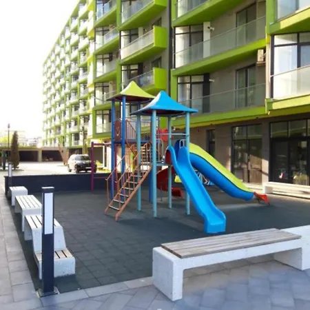 Summer Beach & Pool Family Deluxe Studio Prima Linie La Mare-parcare Năvodari
