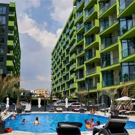 Summer Beach & Pool Family Deluxe Studio Prima Linie La Mare-parcare Năvodari
